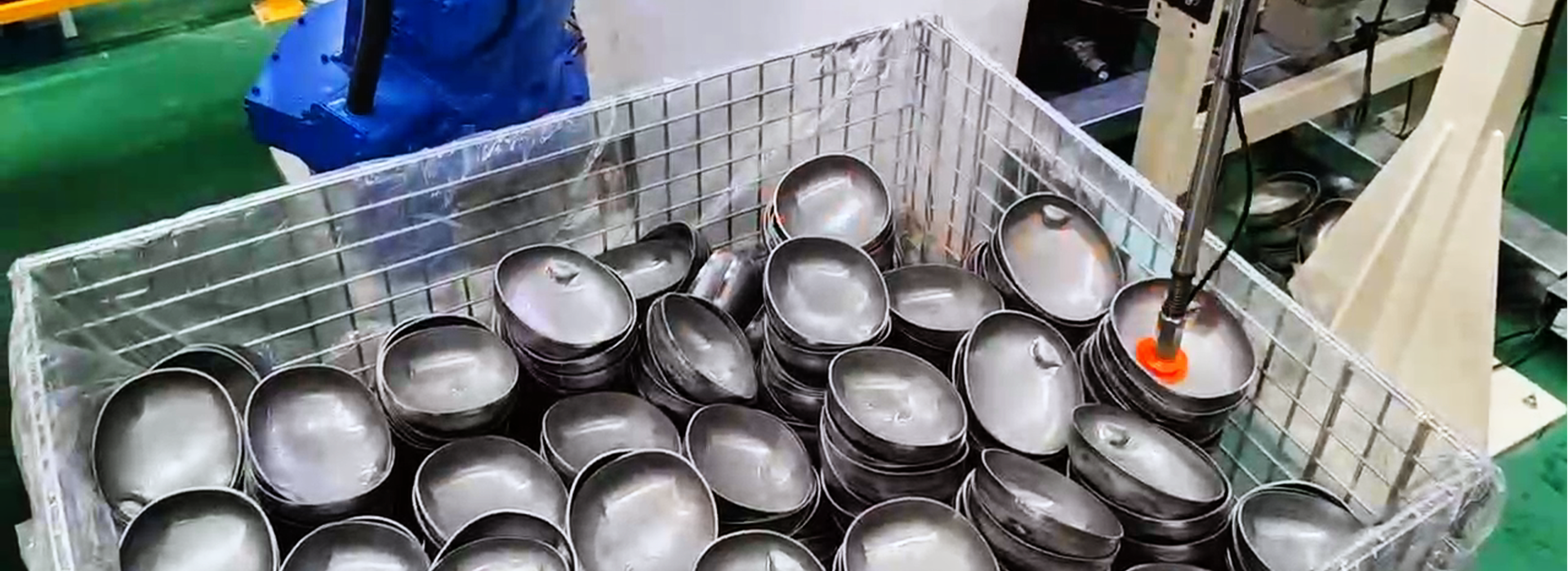 视觉引导压缩机顶盖上料