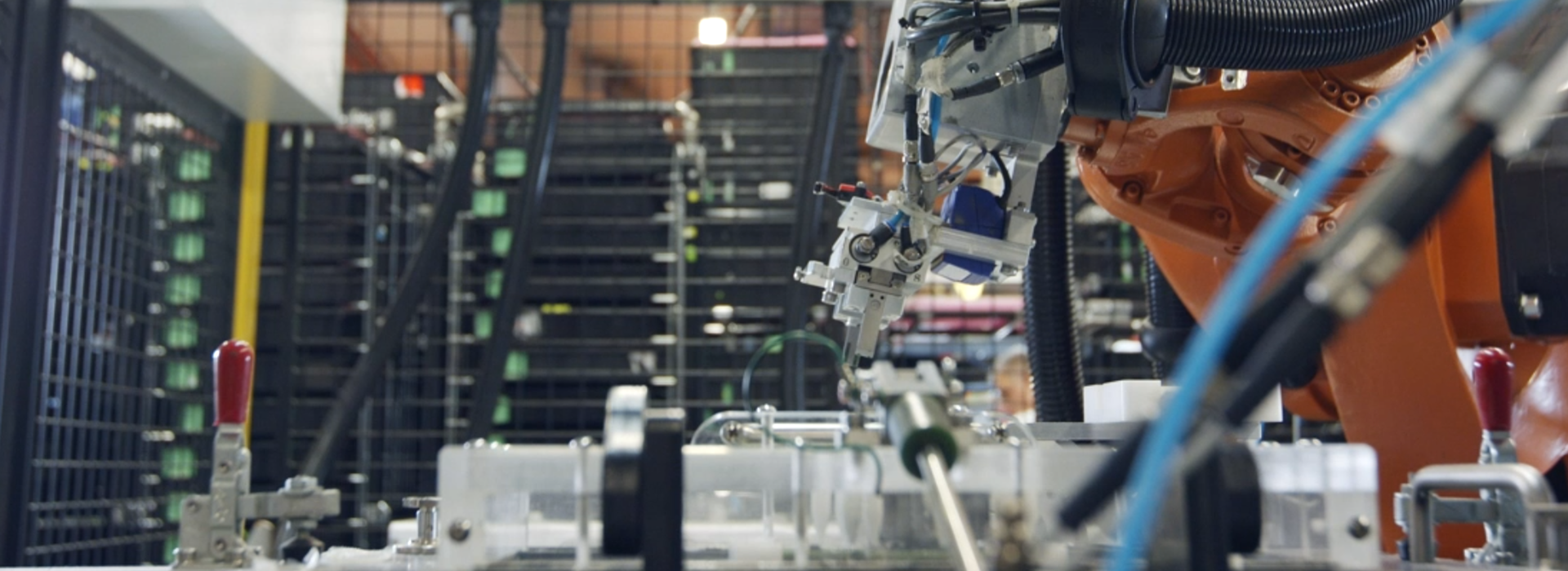 视觉引导散热片上盖有序上料