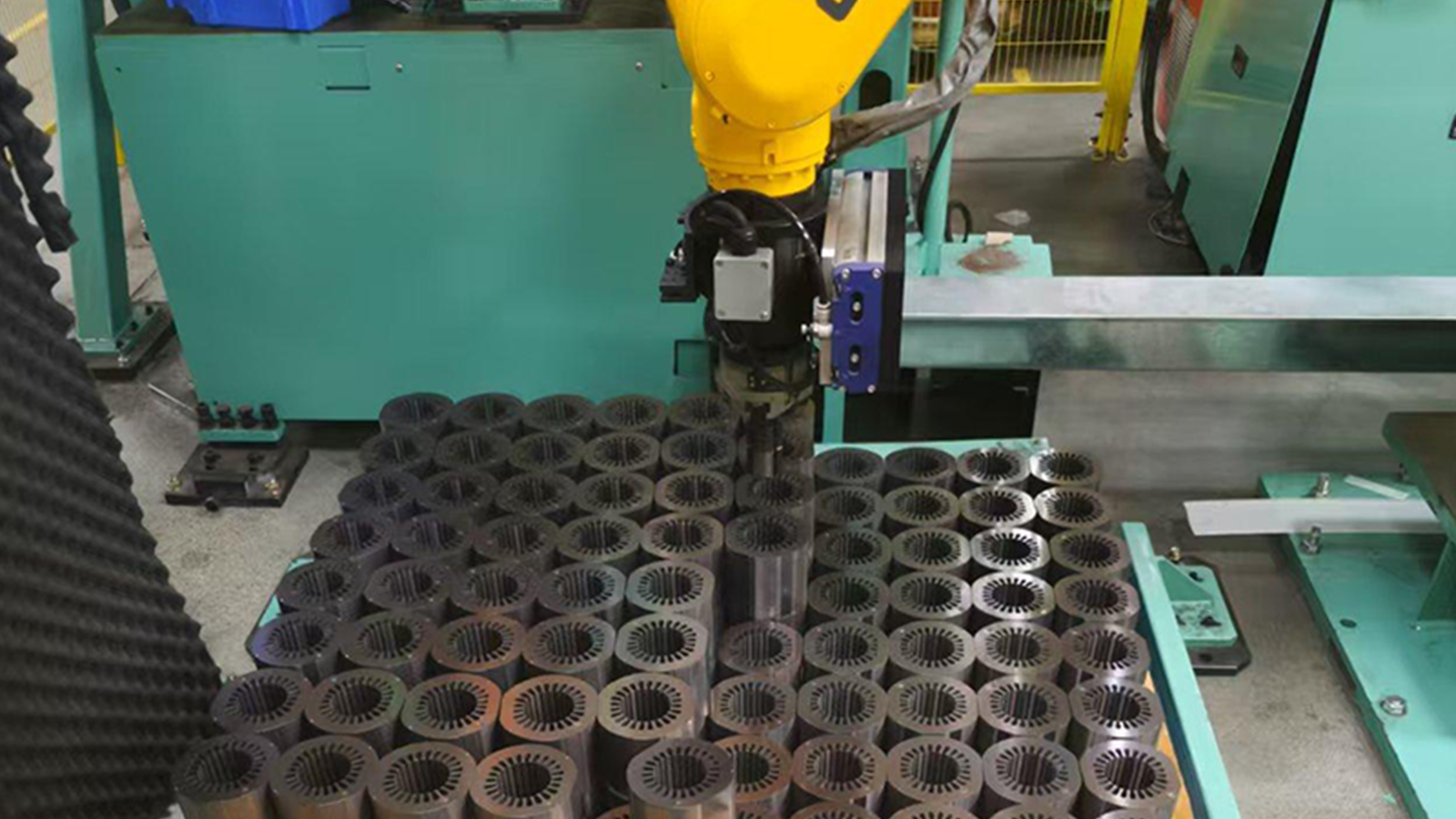 视觉引导定子上料